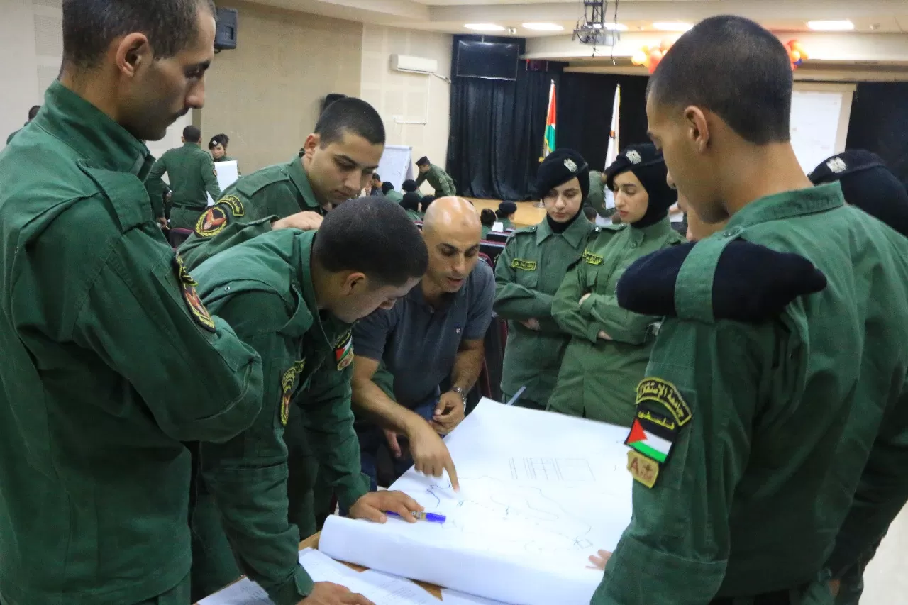 محاضرة نوعية في التخطيط العسكري وقراءة الخرائط