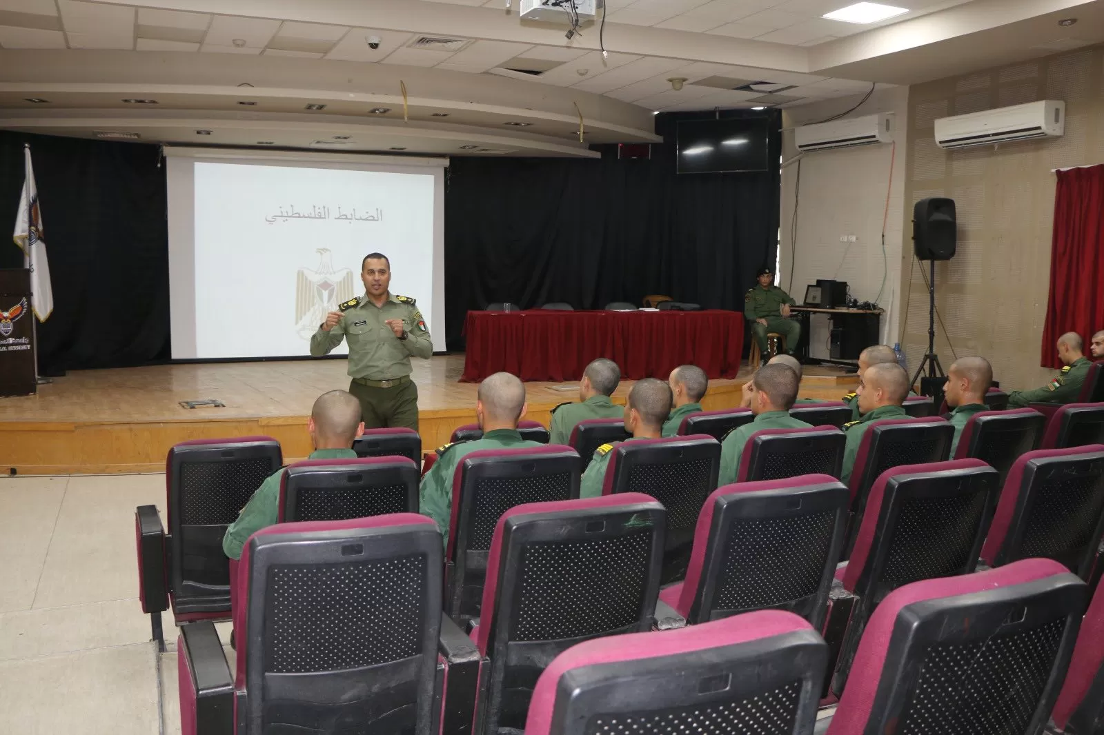 بالشراكة مع التوجيه السياسي.. الاستقلال تنظم محاضرة حول الضابط الفلسطيني بين الواجب الوطني والدور المجتمعي