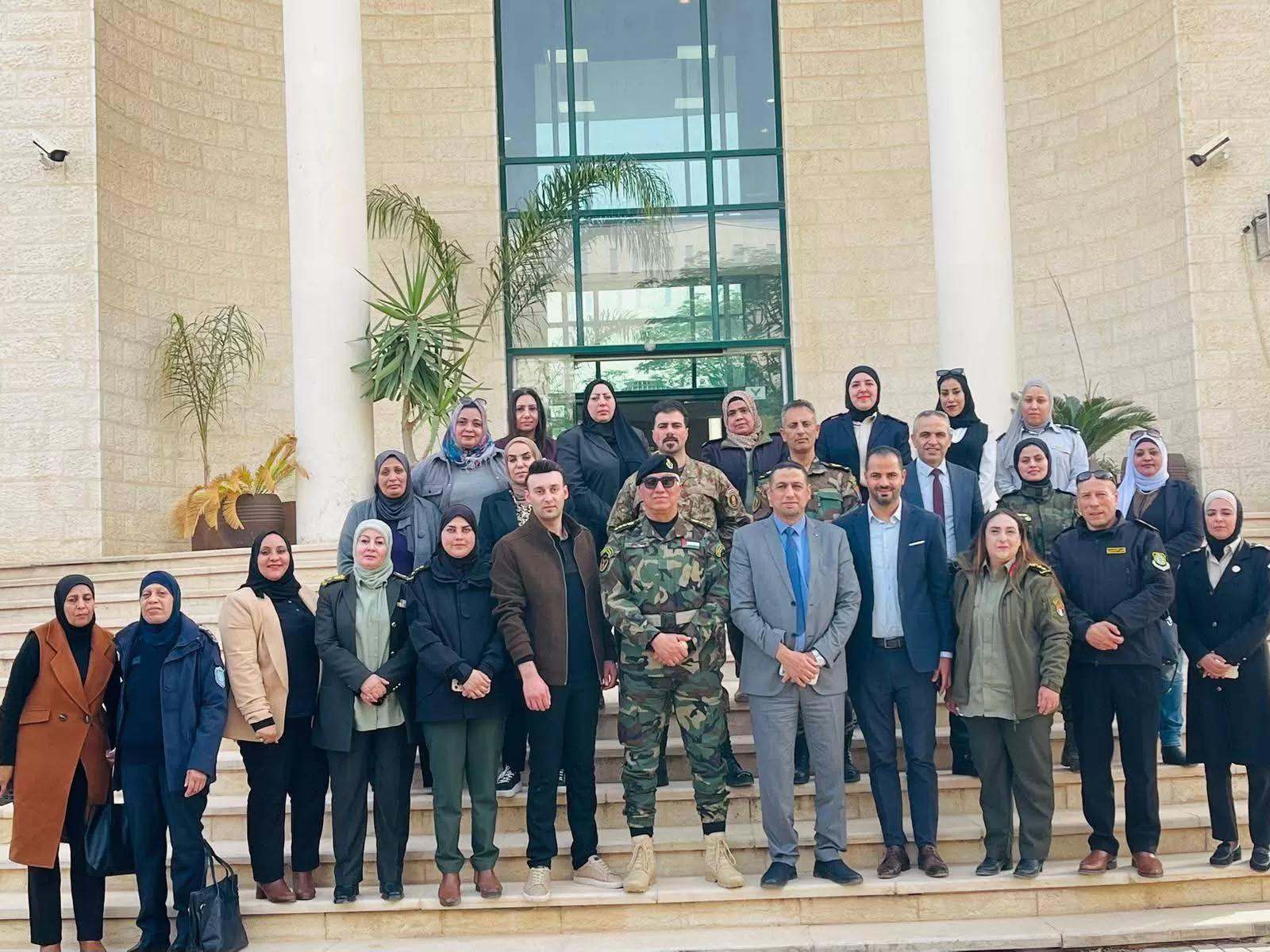 جامعة الاستقلال تستقبل اللجنة الاستشارية للنوع الاجتماعي في الأجهزة الأمنية الفلسطينية وتؤكد تعزيز التكامل المؤسسي