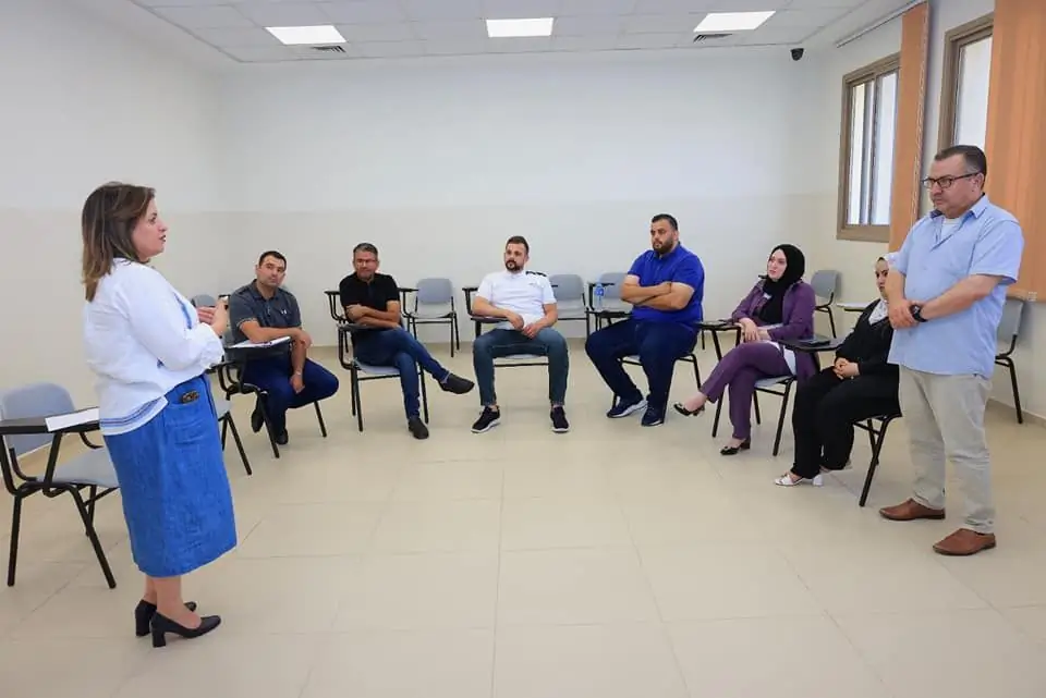 معهد التدريب والتعليم المستمر يعقد ورشة تدريبية حول تطوير القدرات
