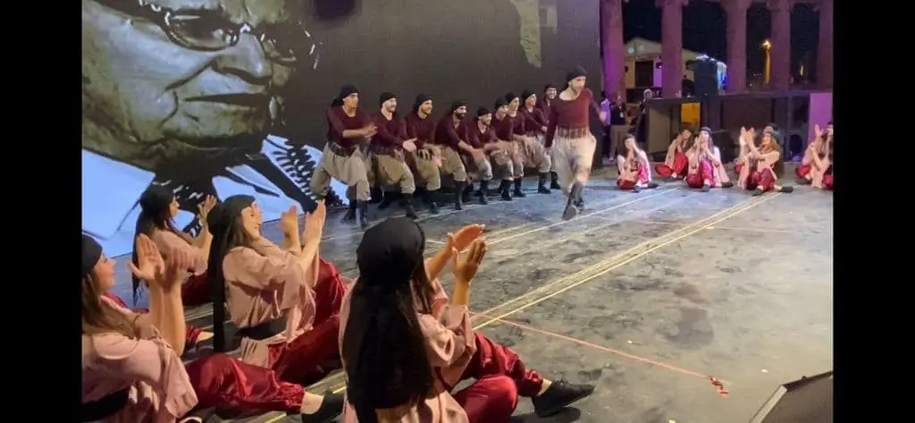 فرقة الاستقلال للفنون تشارك في مهرجان جرش في الأردن وتحيي ذكرى الفنان توفيق النمري