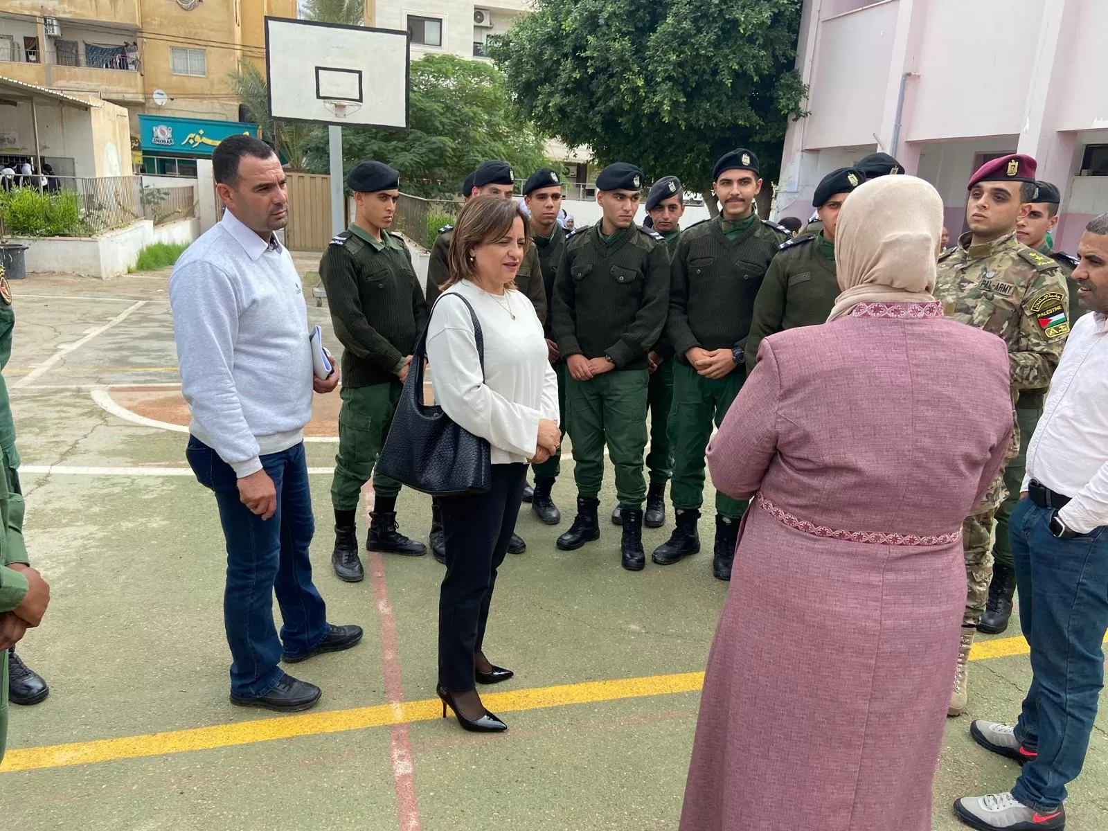 مركز الخدمة المجتمعية جهود متواصلة لتعزيز العمل التطوعي