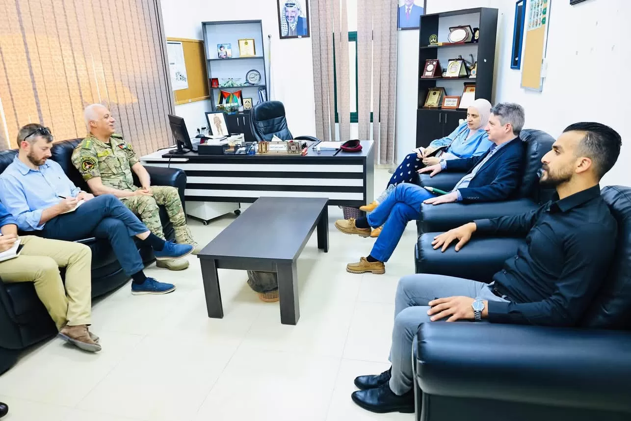 زيارة فريق الدعم البريطاني لجامعة الاستقلال