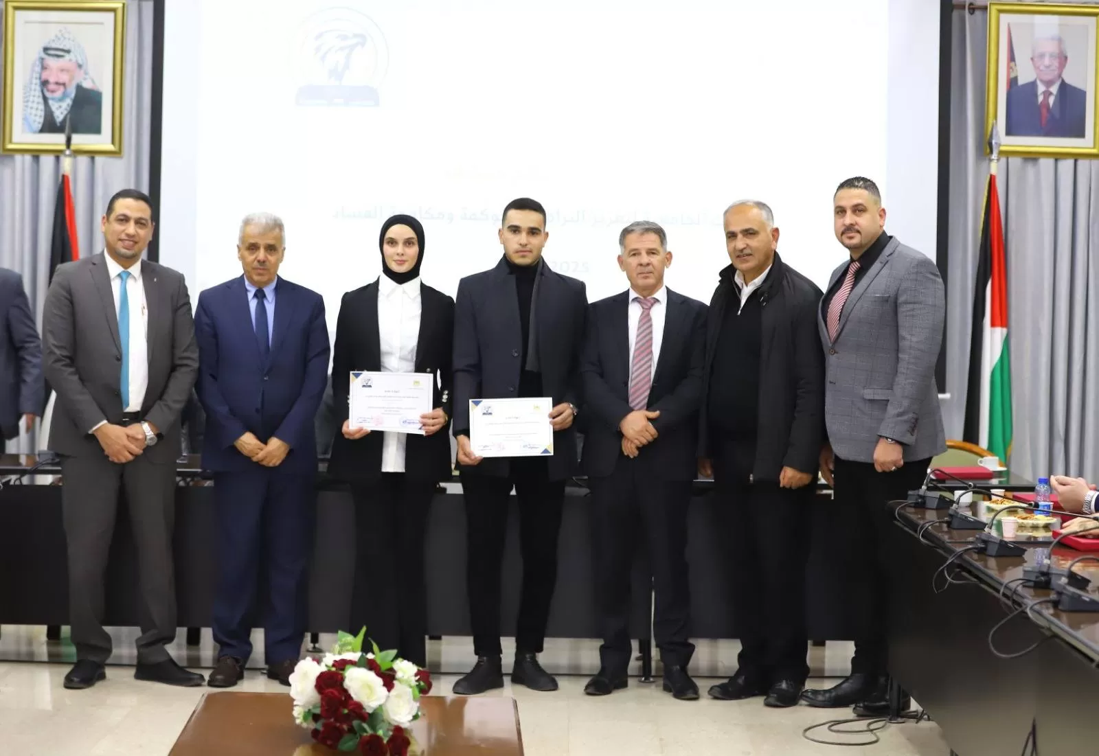 جامعة الاستقلال تحرز المركز الأول في مسابقة الأبحاث الجامعية لتعزيز الحوكمة ومكافحة الفساد