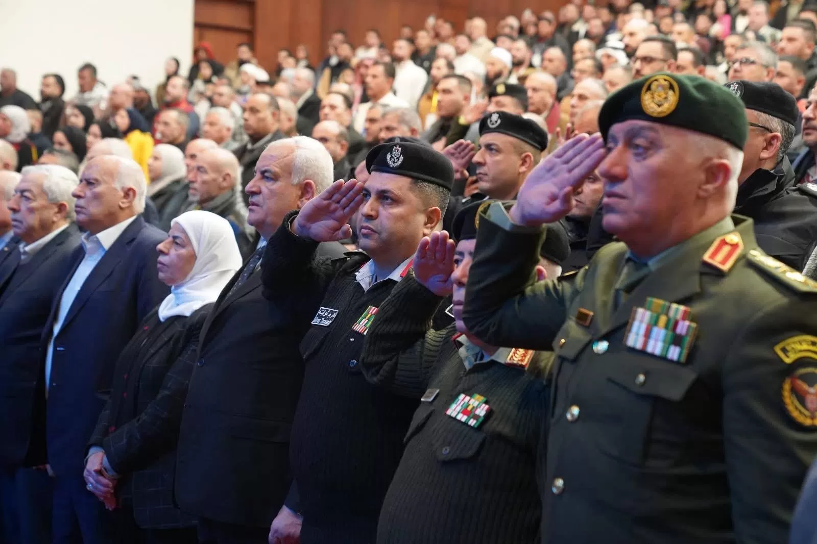 جامعة الاستقلال تشارك في حفل تخريج برنامج شباب من أجل فلسطين برعاية الرئيس محمود عباس