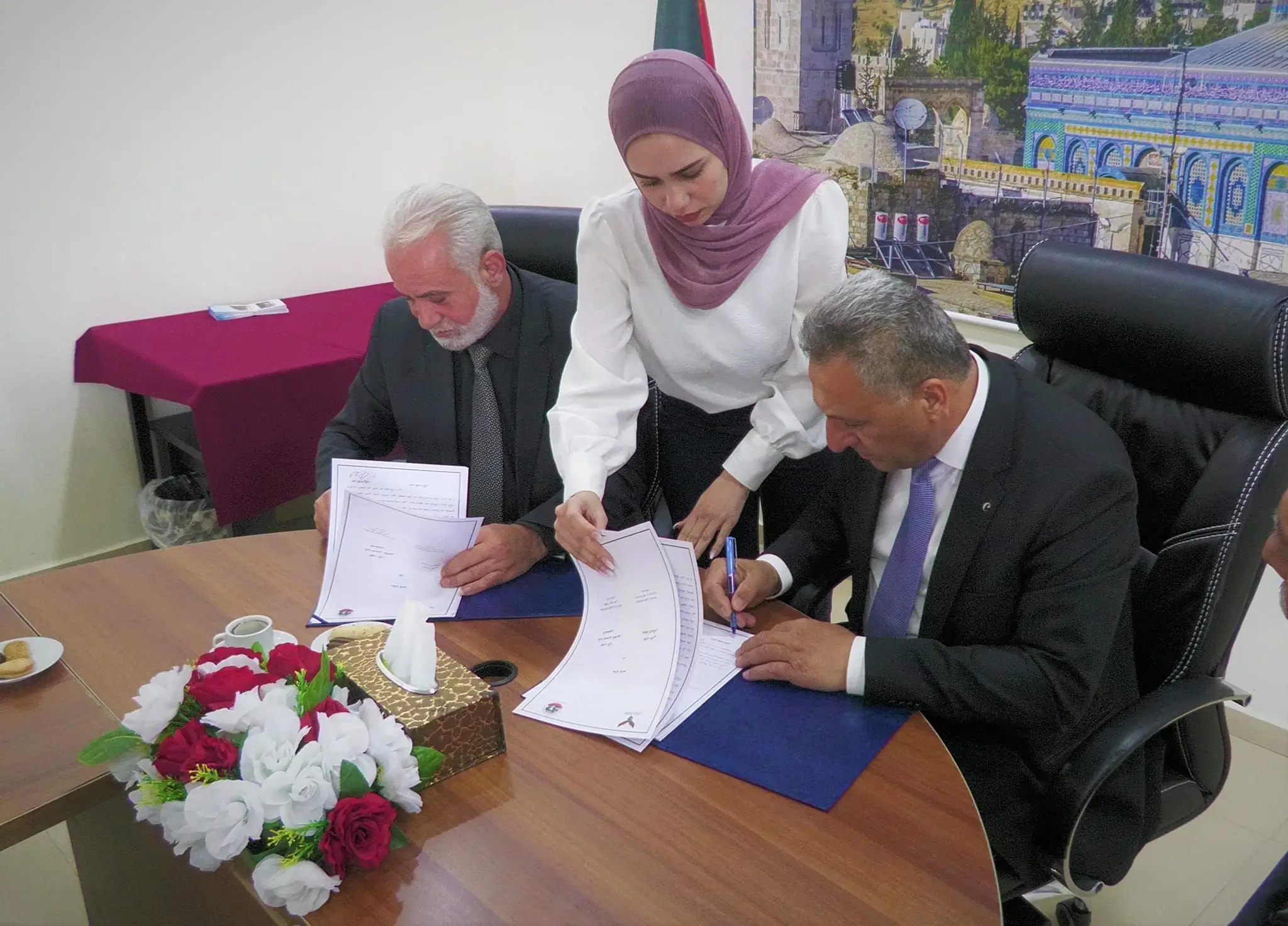 جامعة الاستقلال توقع مذكرة تفاهم مع نقابة المحاميين الفلسطينيين